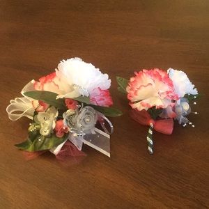 Corsage and Boutonniere Set